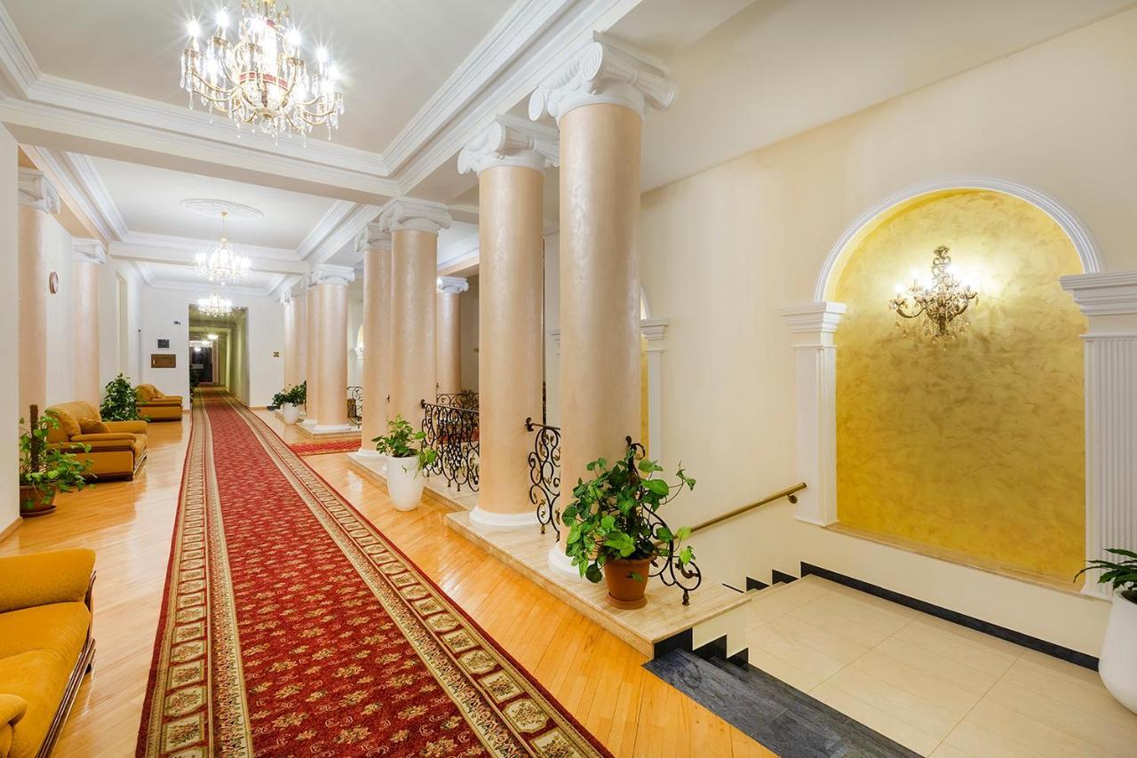 Jermuk Olympia Sanatorium Hotell Exteriör bild