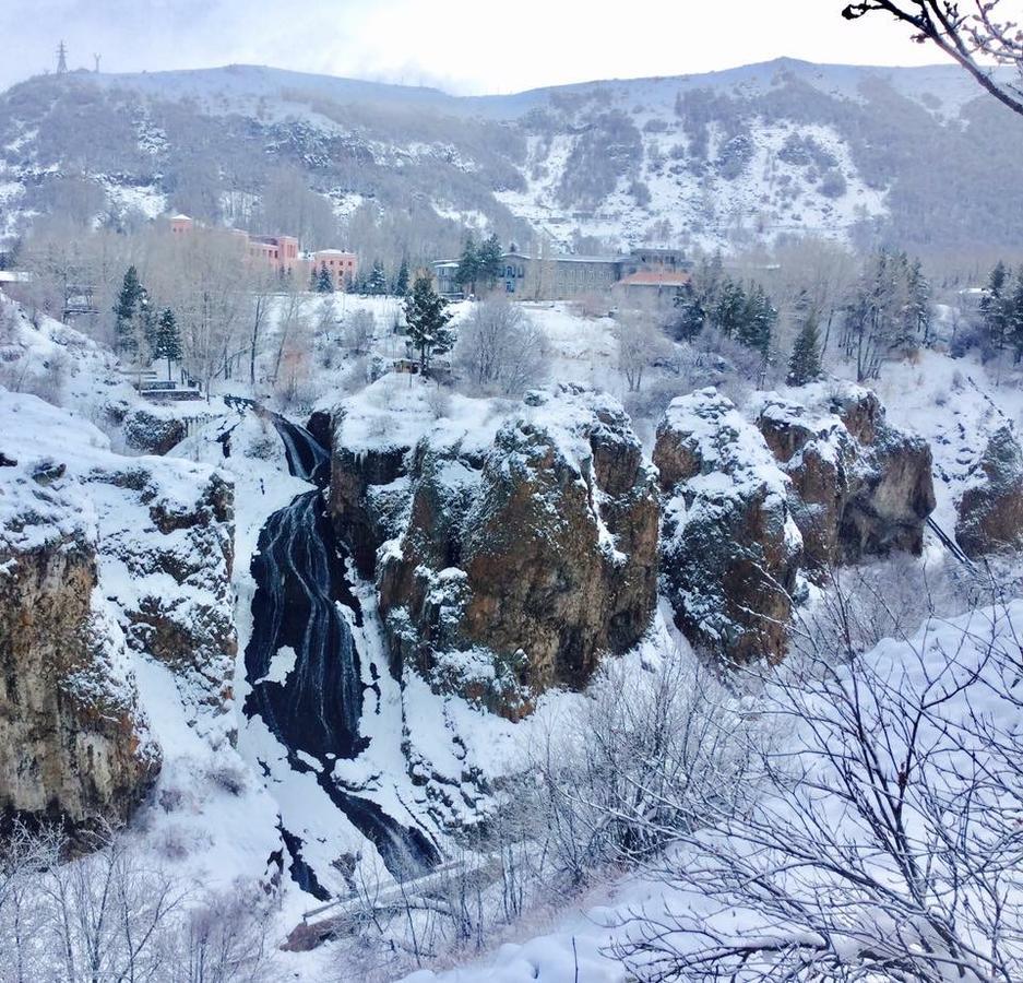Jermuk Olympia Sanatorium Hotell Exteriör bild